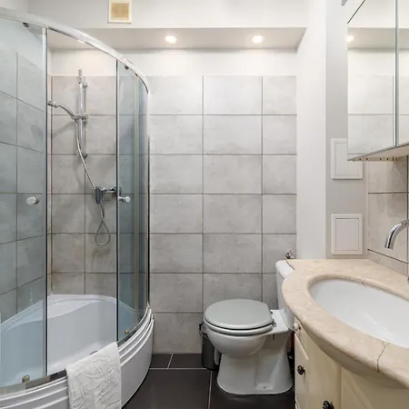 Citystay Przestronne Dla 4 Osob Лодзь